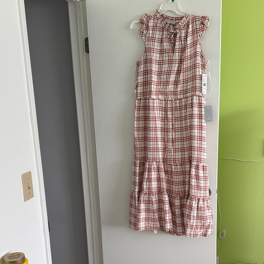 Julia Jordan Ivory and Red Checkered Dress